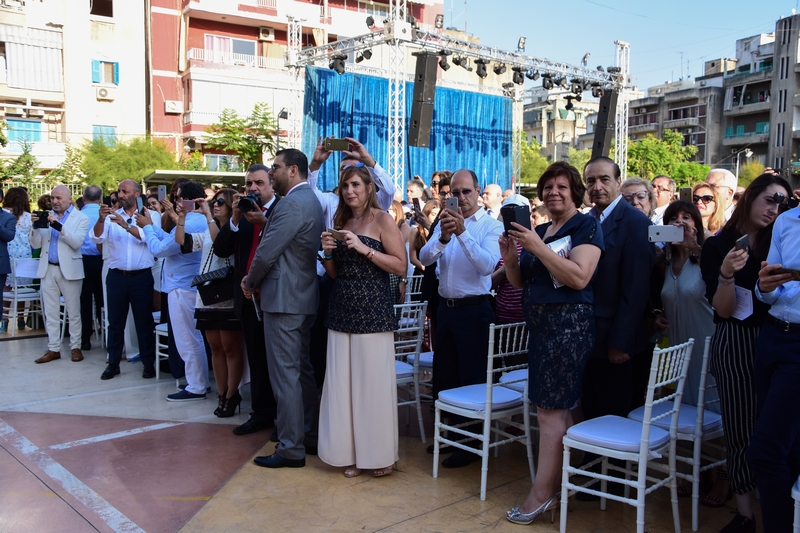 Grand Lycee Franco Prom